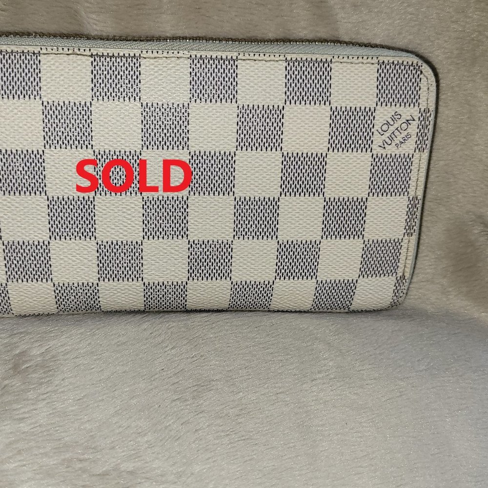 AUTHENTIC LOUIS VUITTON DAMIER AZUR ZIPPY WALLET
